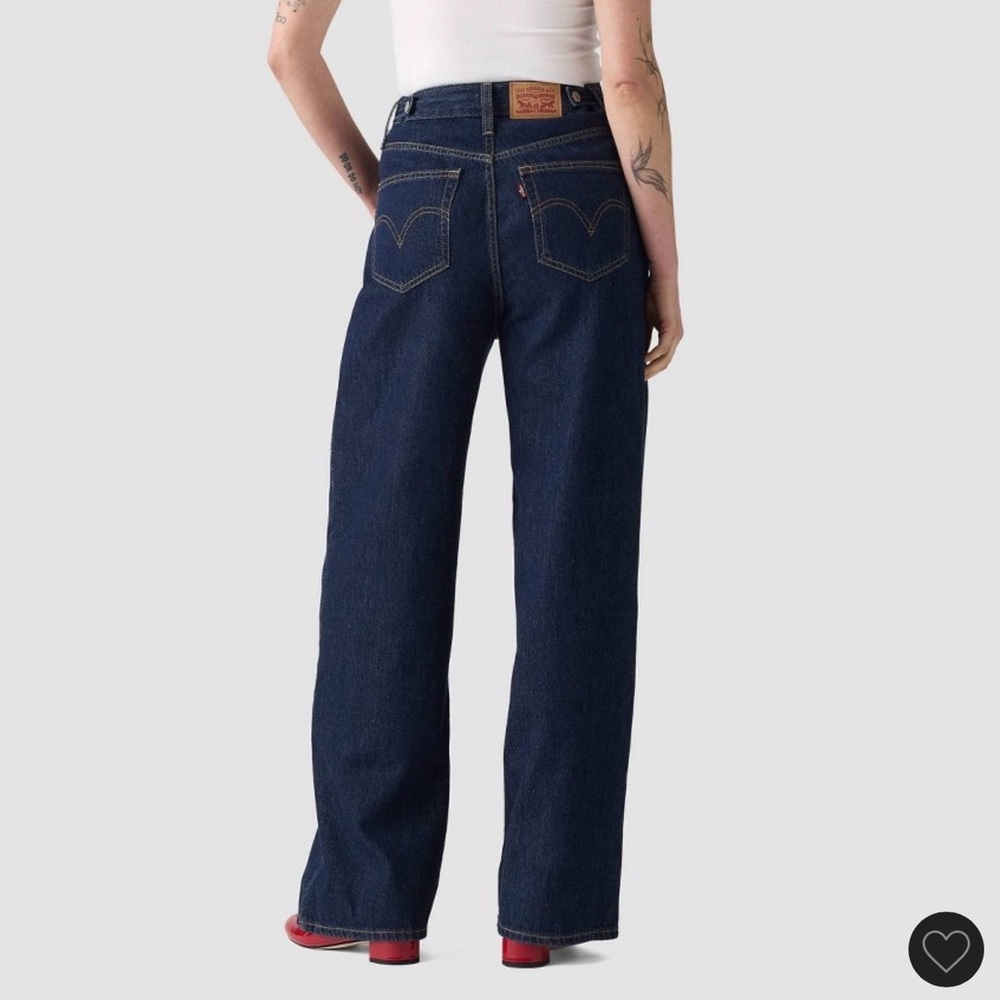 Levi’s adjustable wait women's Dark Blue Straight Jeans 30x31 - Picture 2 of 5